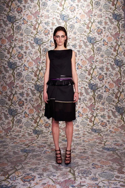 Look 14